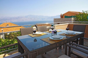 Гостиница Vacation House on island Brac - Ana  Постира